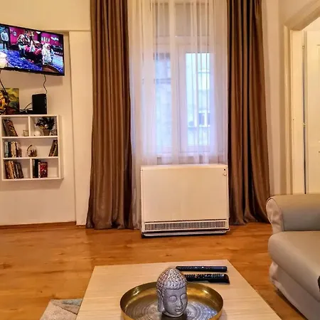 Flat In Belgrade City Center, 45M2 外观 照片