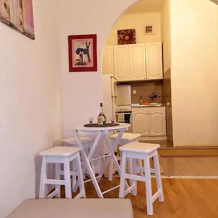 Flat In Belgrade City Center, 45M2 外观 照片